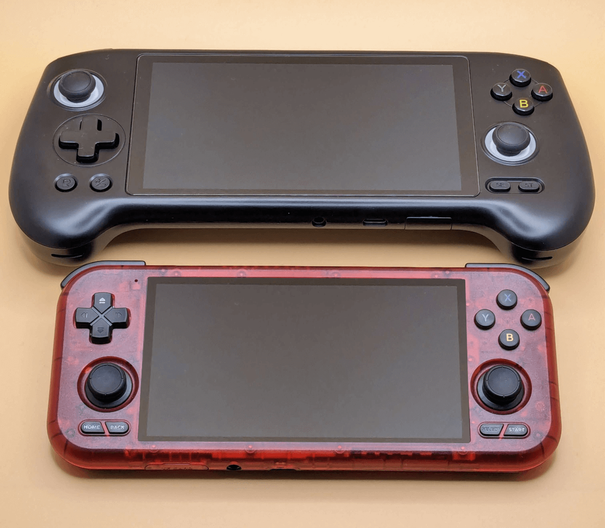 Anbernic RG556: A Comparison to the RP4 Pro | Retro Handhelds