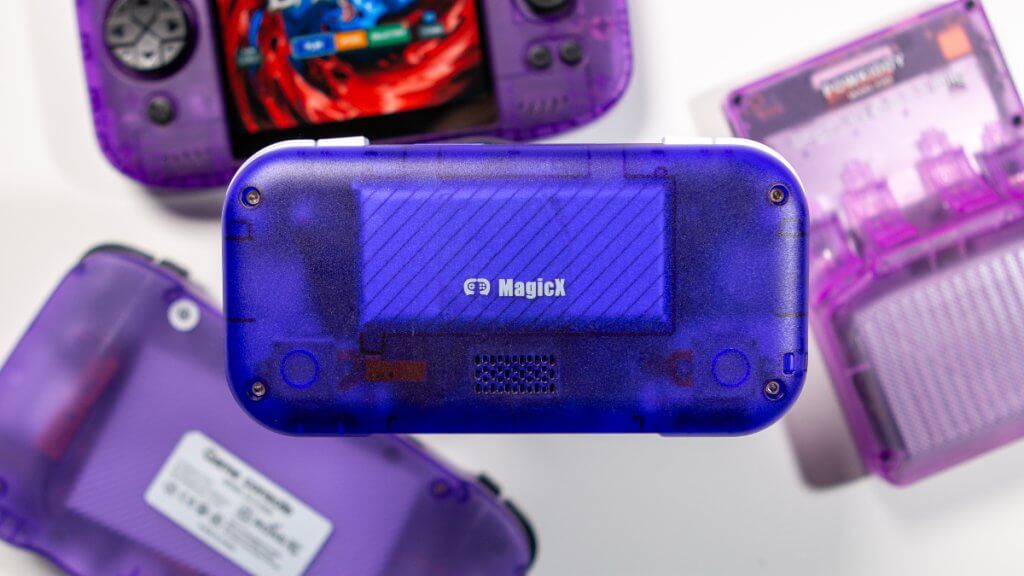 MagicX Mini Zero 28 with Unicorn R46S Powkiddy X35S back | Retro Handhelds MagicX Mini Zero 28 with Unicorn R46S Powkiddy X35S back