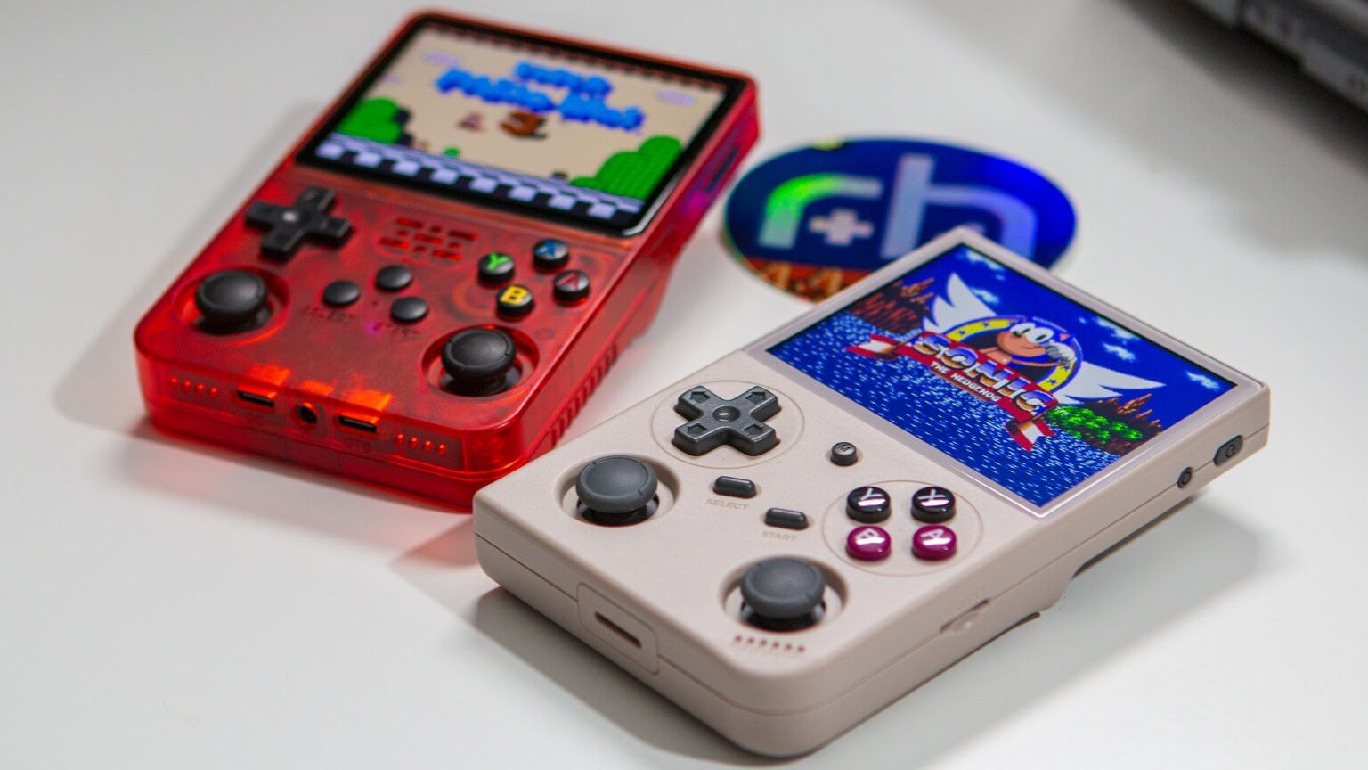 R36S vs BatleXP G350