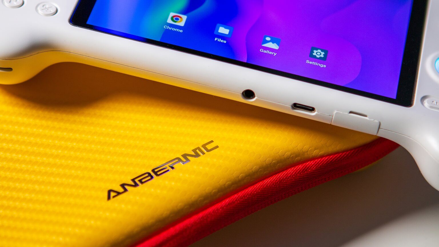 Anbernic RG557 Setup Guide - Accessories - 4