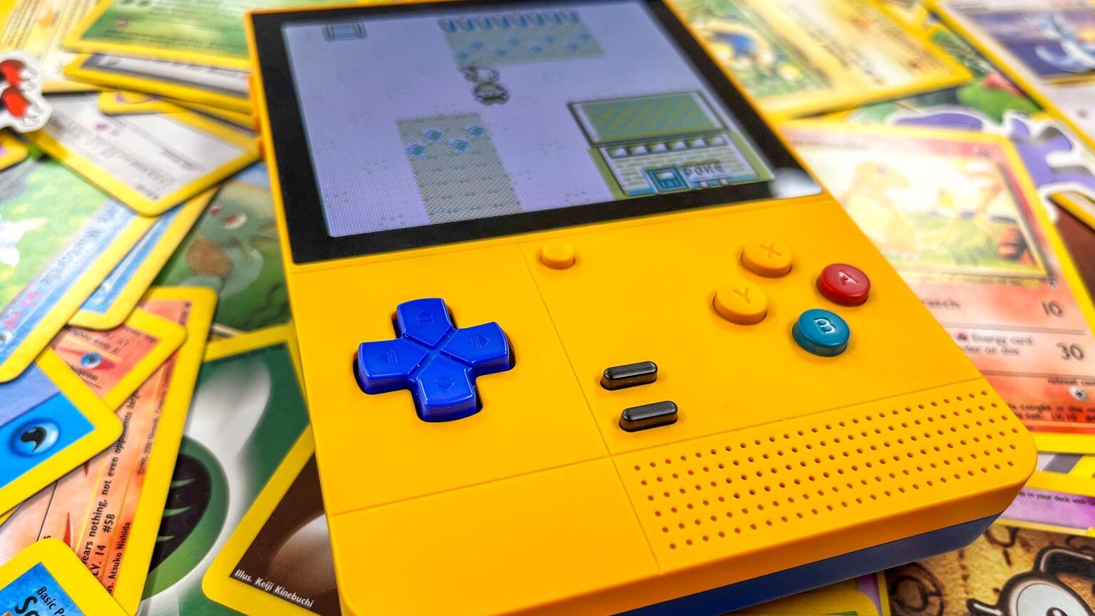 Retroid Pocket Classic First Impressions - Angled View