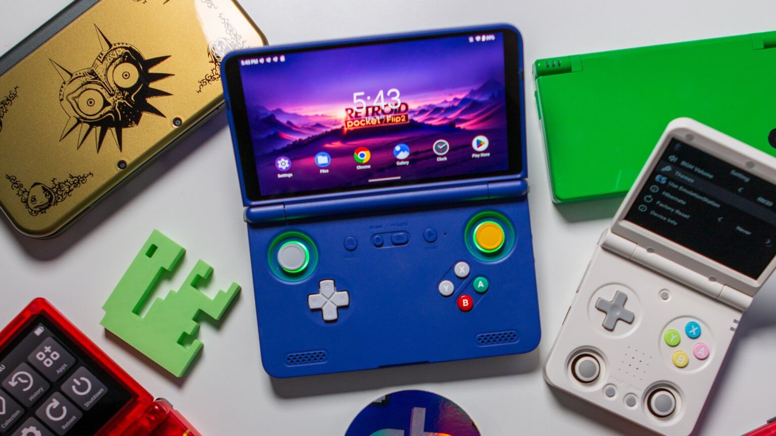 Retroid Pocket Flip 2 Review - Top-Down View with other clamshell handhelds - 1