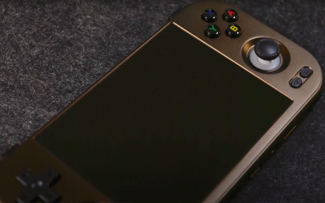Anbernic RG477M in bronze - front