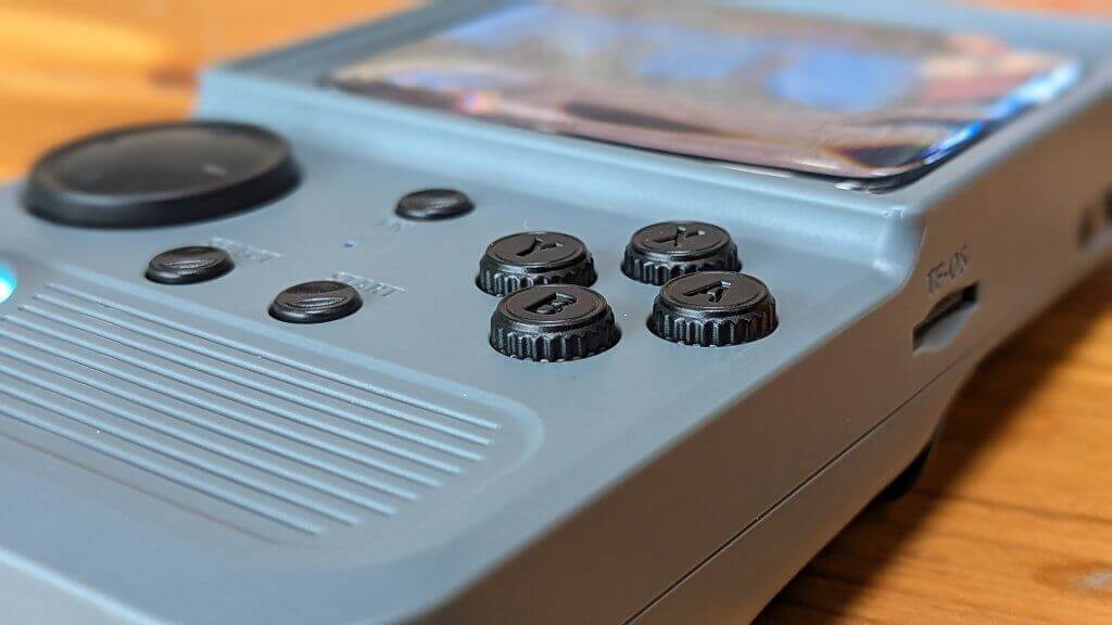 Game_Console_R36T_Face_grey