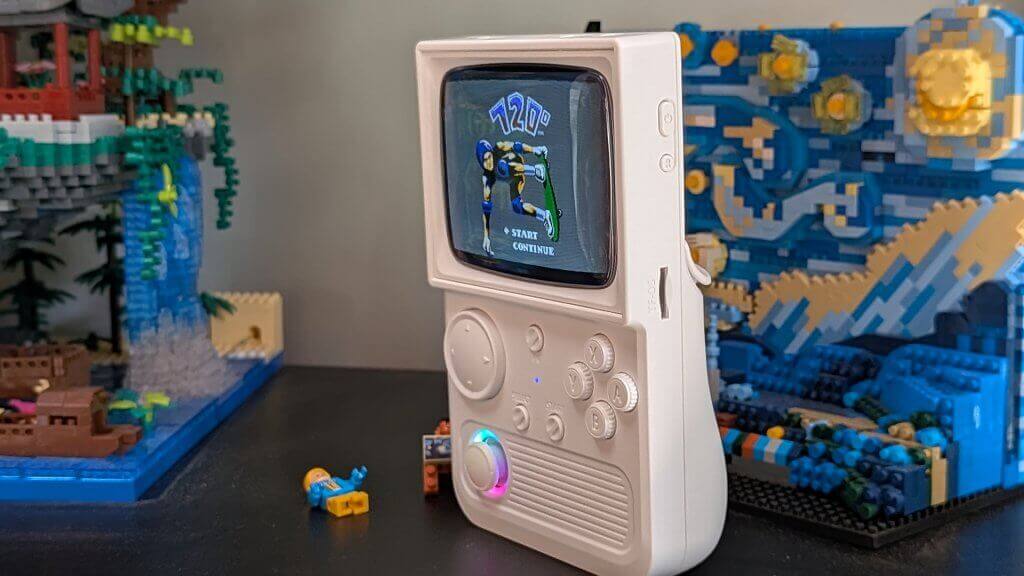 Game_Console_R36T_Side_Angle_Screen