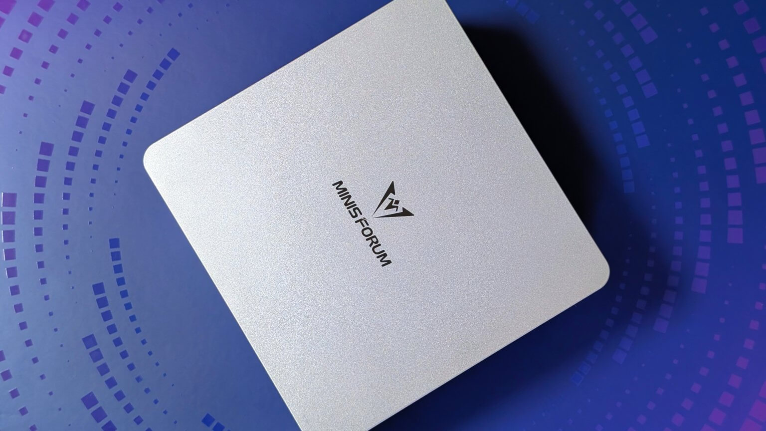 Minisforum UM880 Plus Review: A 2 Pint Powerhouse