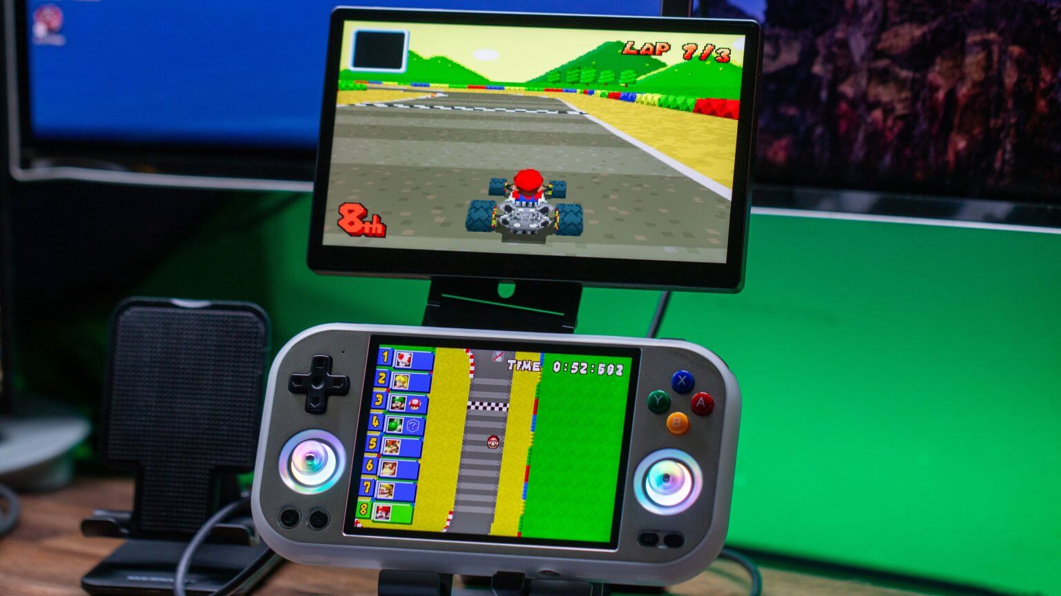 Anbernic RG477M First Impressions - melonDS Dual Screen - Mario Kart - 2