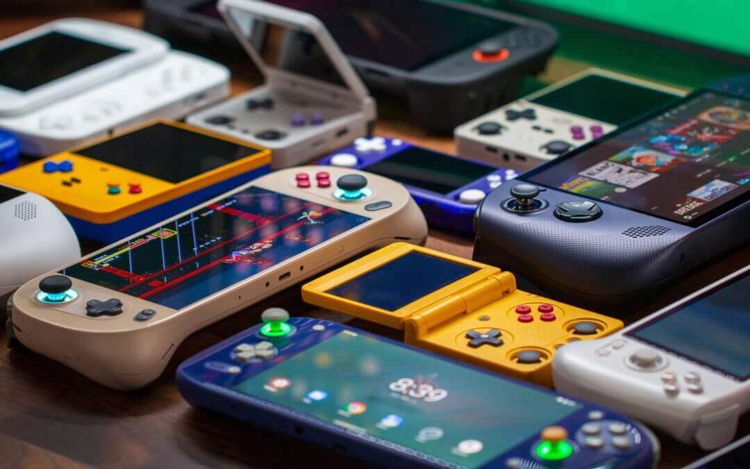 RH Picks The Best Retro Handhelds So Far in 2025 - So Far