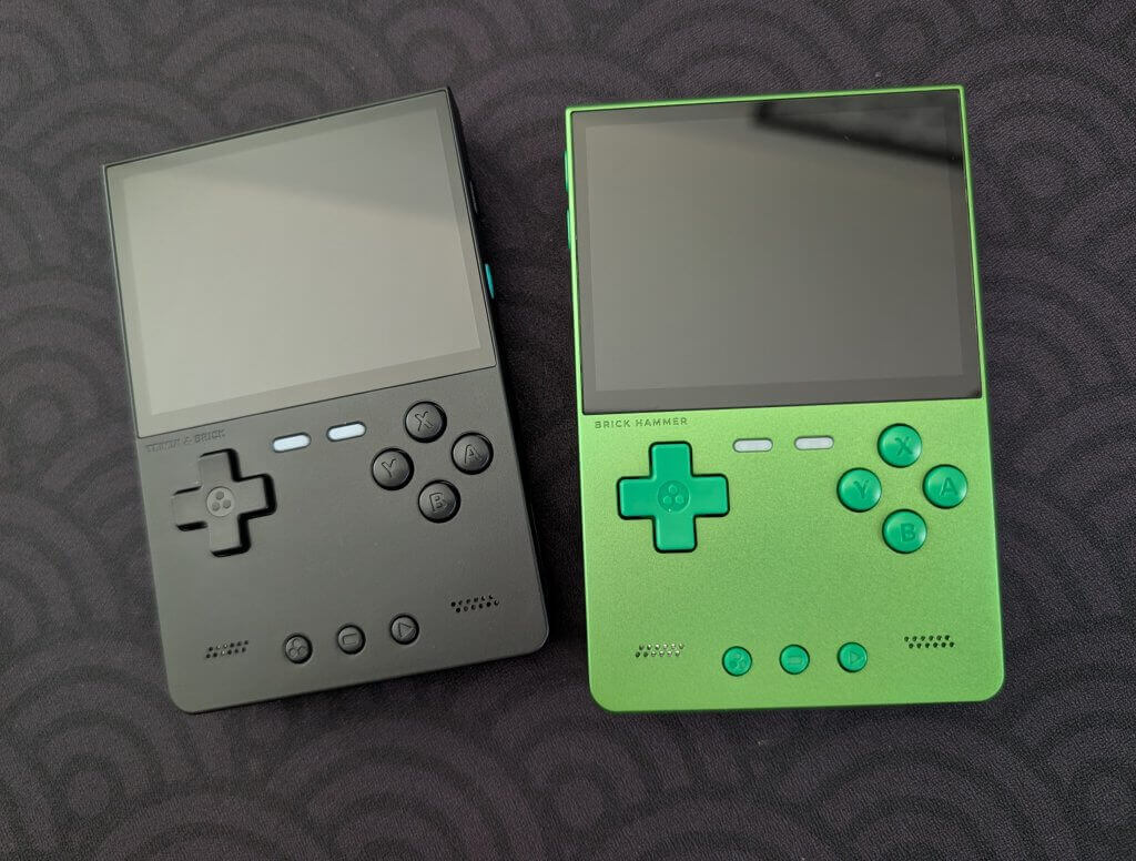 TrimUI Brick and TrimUI Brick Hammer - Retro Handhelds