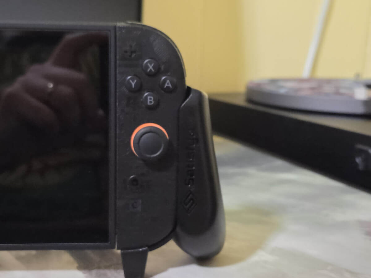 Satisfye right - Retro Handhelds Satisfye right