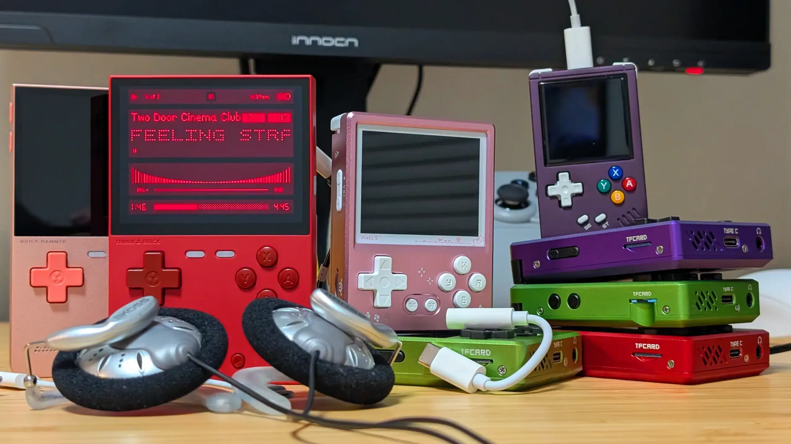 Retro Handhelds or DAPs Best for Your Music - Retro Handhelds