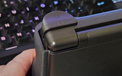 [UPDATED] AYN Thor Hinges Begin Showing Signs of Cracking