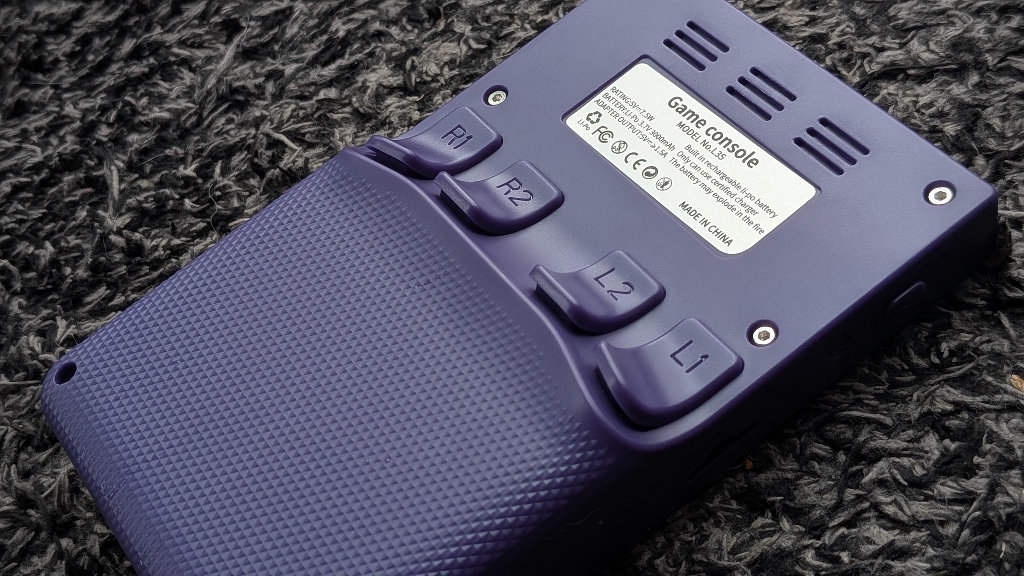 Game_console_L35_Rear_Texture