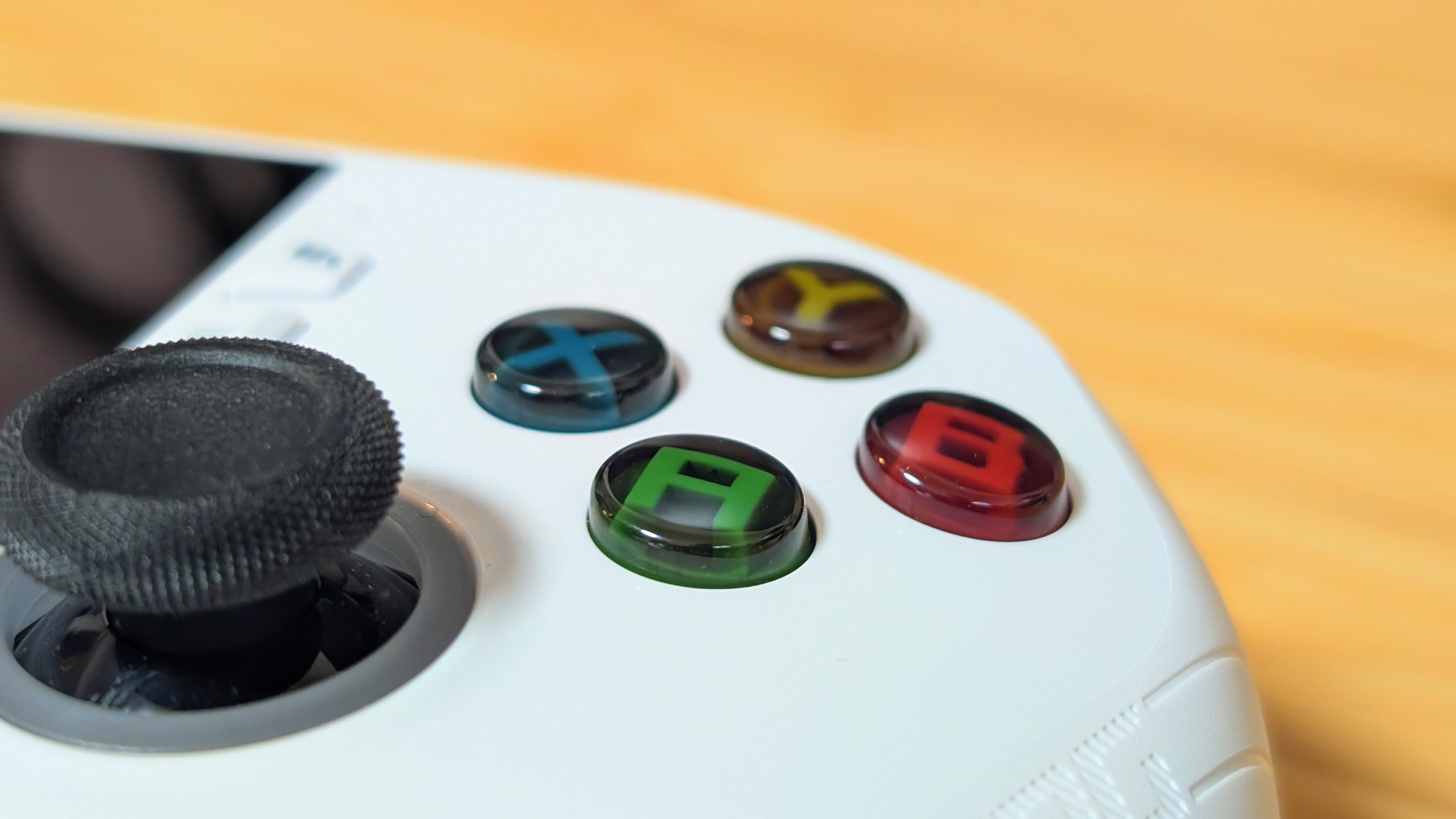 ASUS ROG Xbox Ally Face Buttons