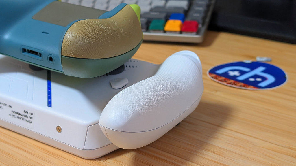 Xbox-Ally-and-Series-S-Controller-Cripsjpg