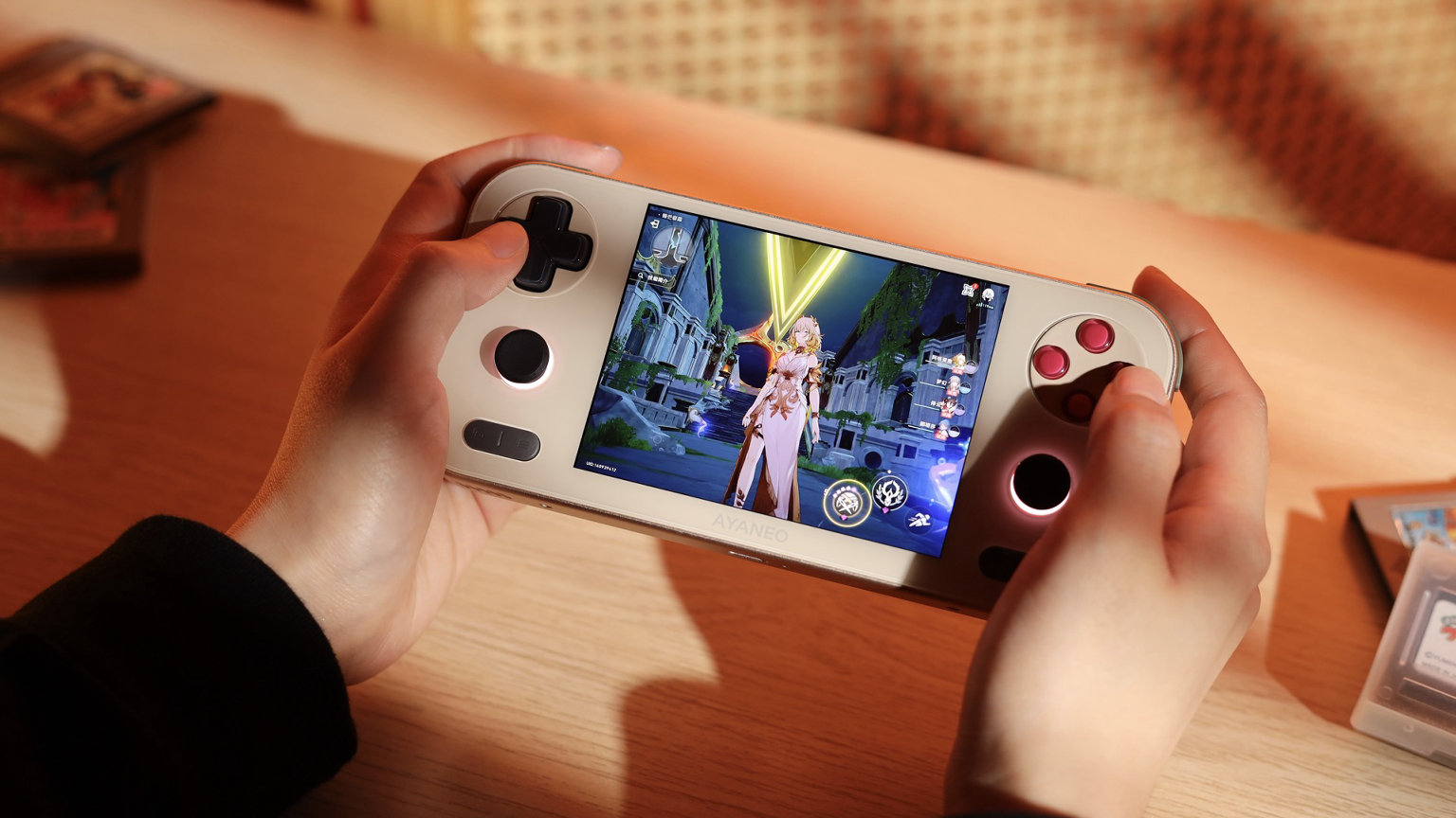 AYANEO Pocket S Mini Lifestyle - Retro Power - 1