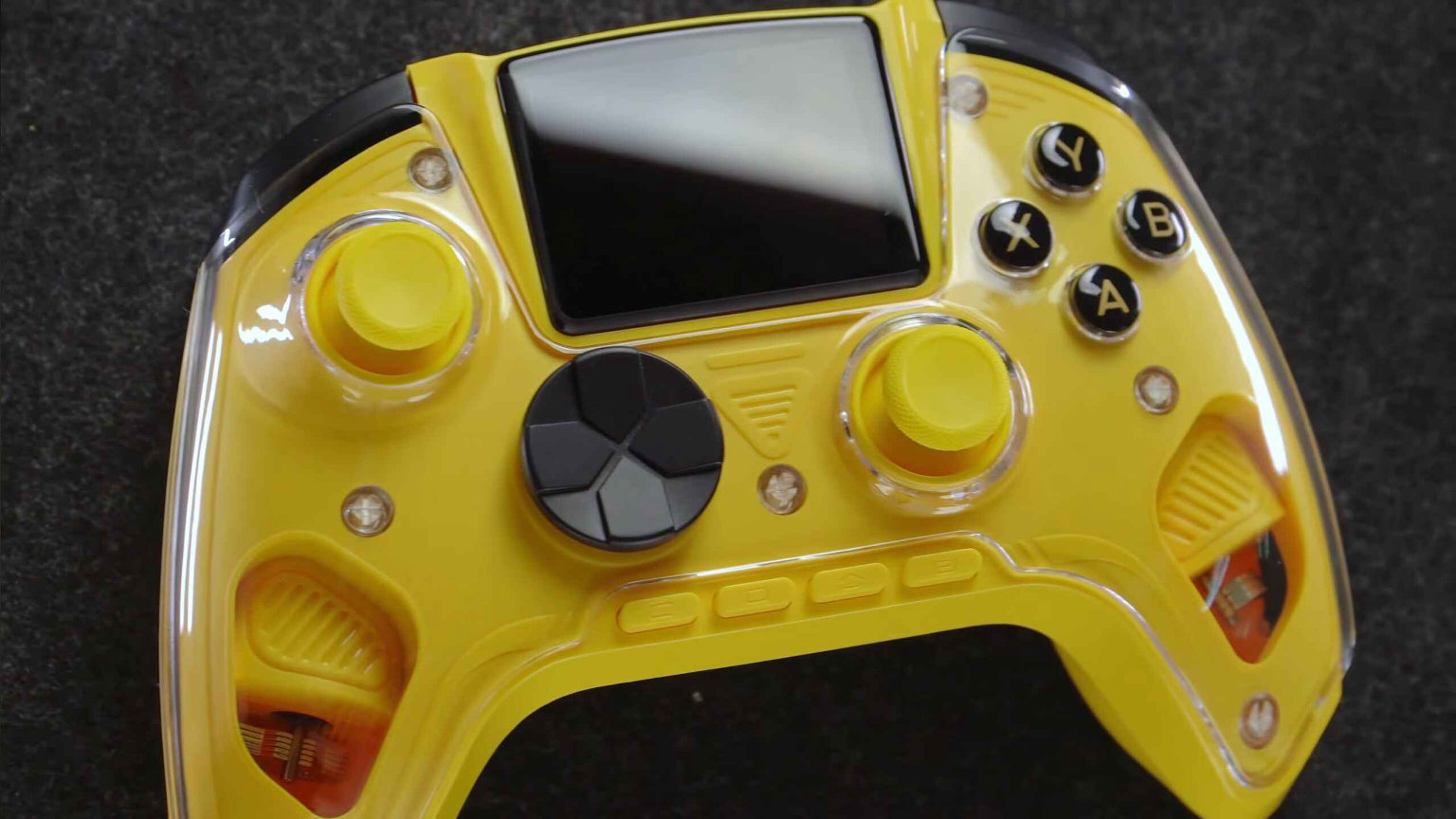 Anbernic RG G01 - Yellow and Black