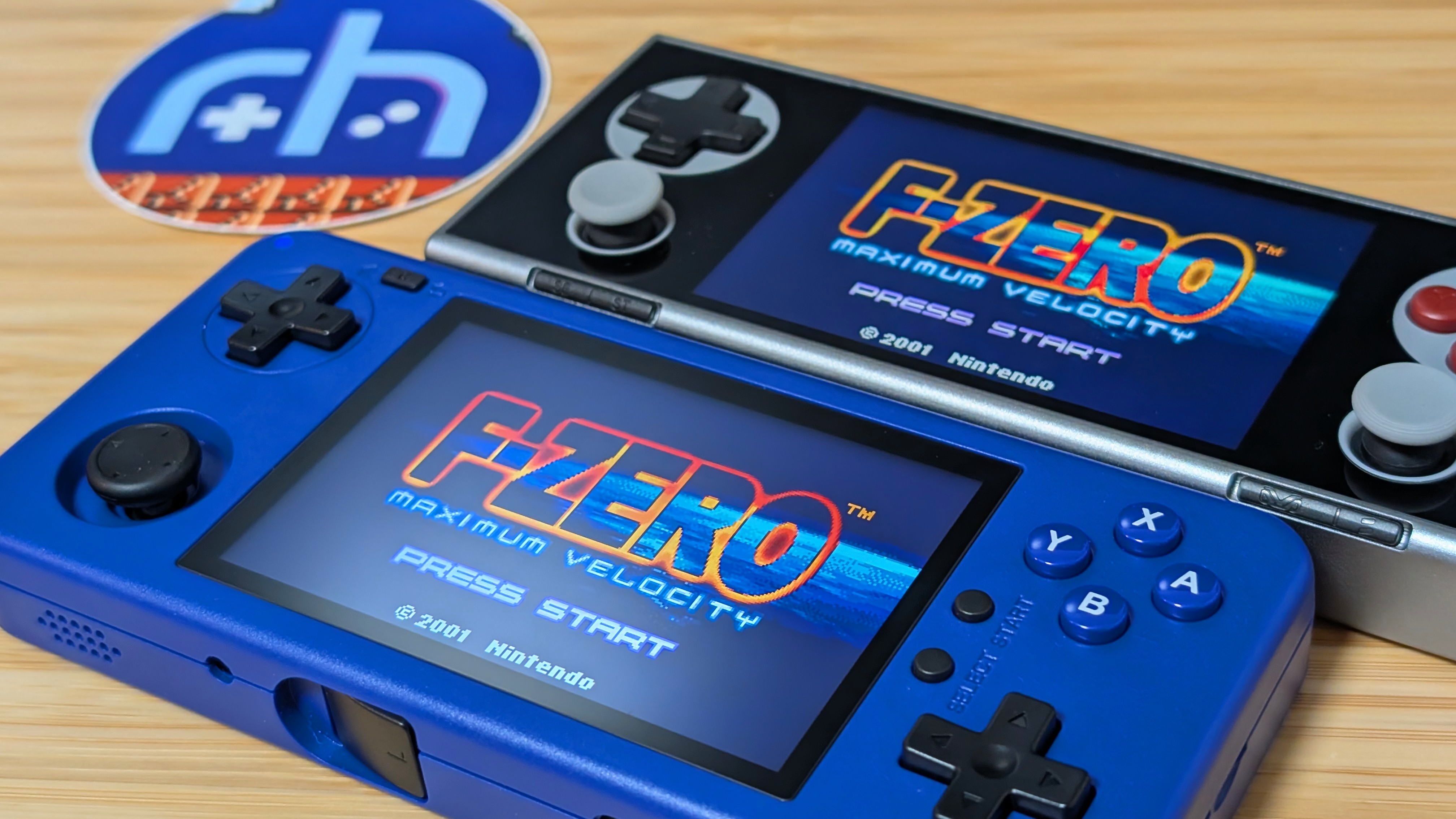 MagicX One35 and Ayaneo Micro Classic | Retro Handhelds MagicX One35 and Ayaneo Micro Classic