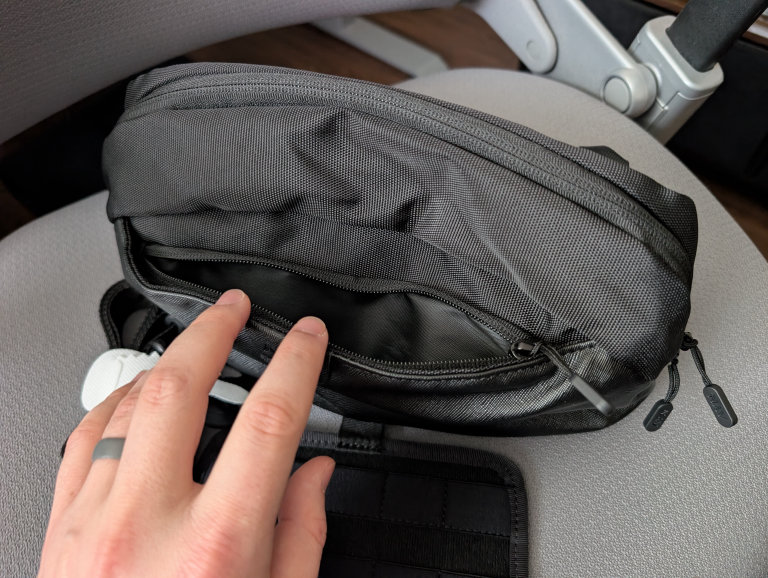 AYN Front Zipper Pocket