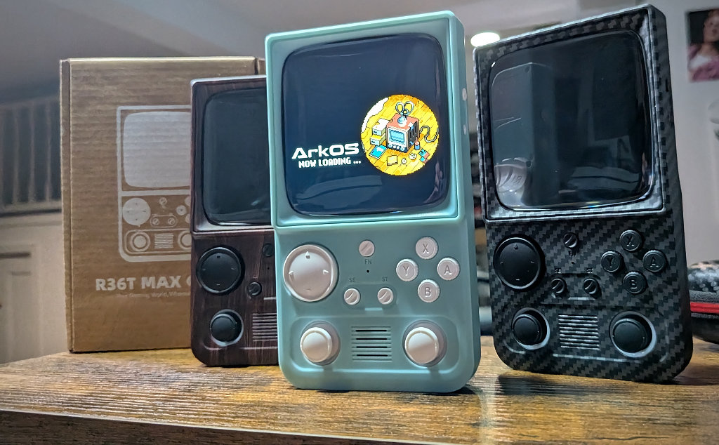 IASLPC_R36T_MAX_ArkOS_Loading_Screen