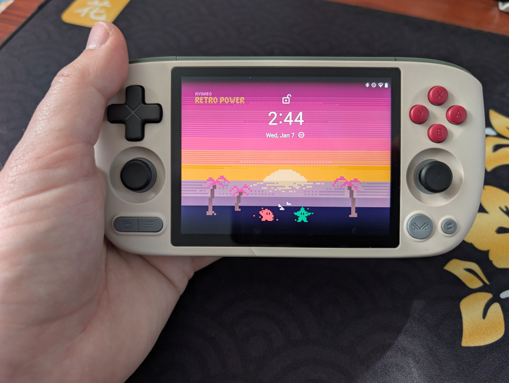 AYANEO Pocket Air Mini in Hand