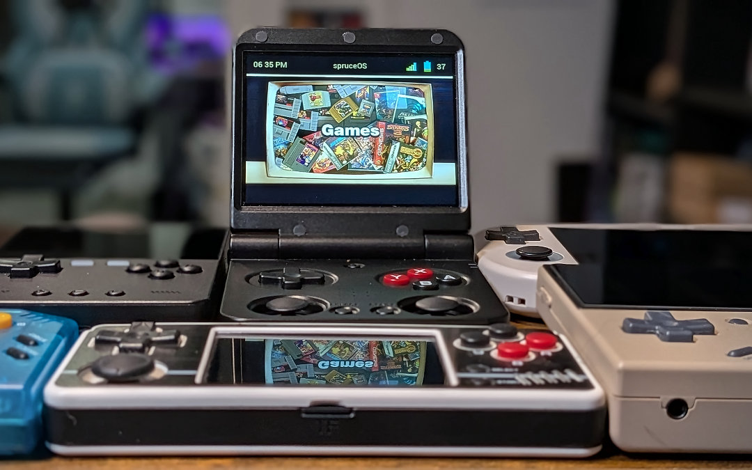 SpruceOS4_MiyooFlipv2_and_fam_Games