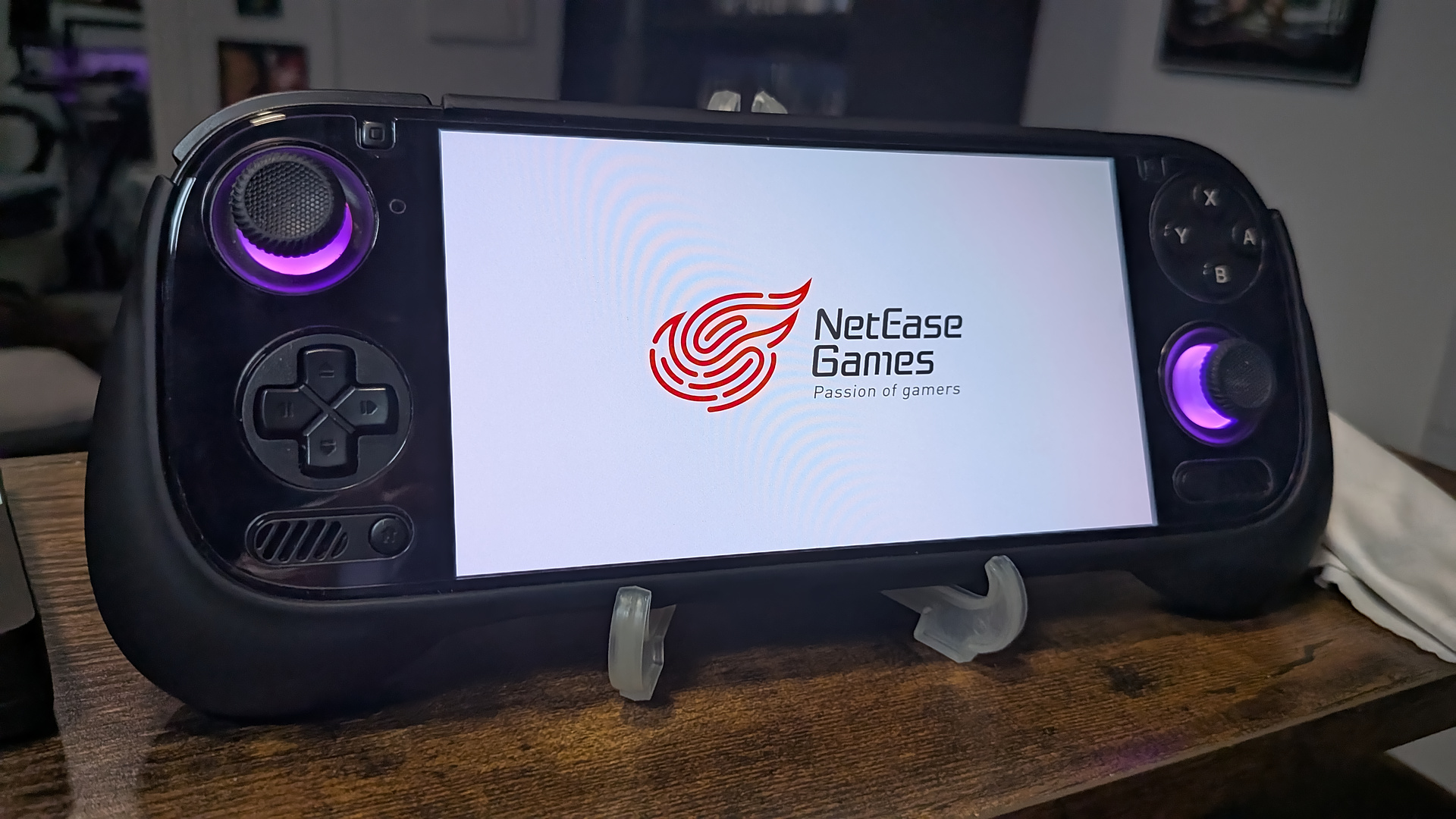 AYN_Odin_3_NetEase_Logo