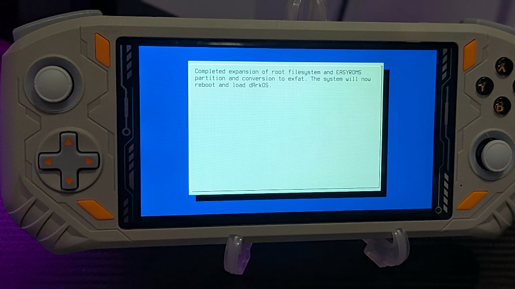 AISLPC_RG52_MINI_Unpack_darkos | Retro Handhelds AISLPC_RG52_MINI_Unpack_darkos