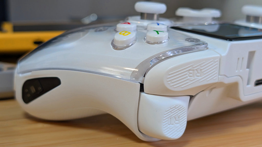 Anbernic RG G01 Review - Shoulder Buttons - Retro Handhelds Anbernic RG G01 Review - Shoulder Buttons