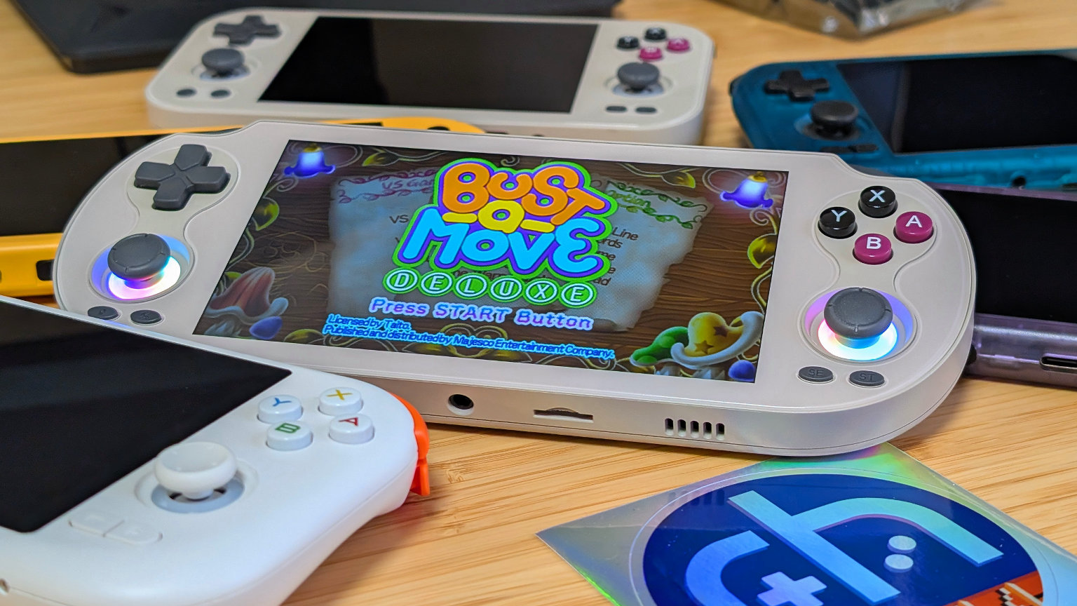 RG-Vita-Angled-Pile-Shotjpg - Retro Handhelds