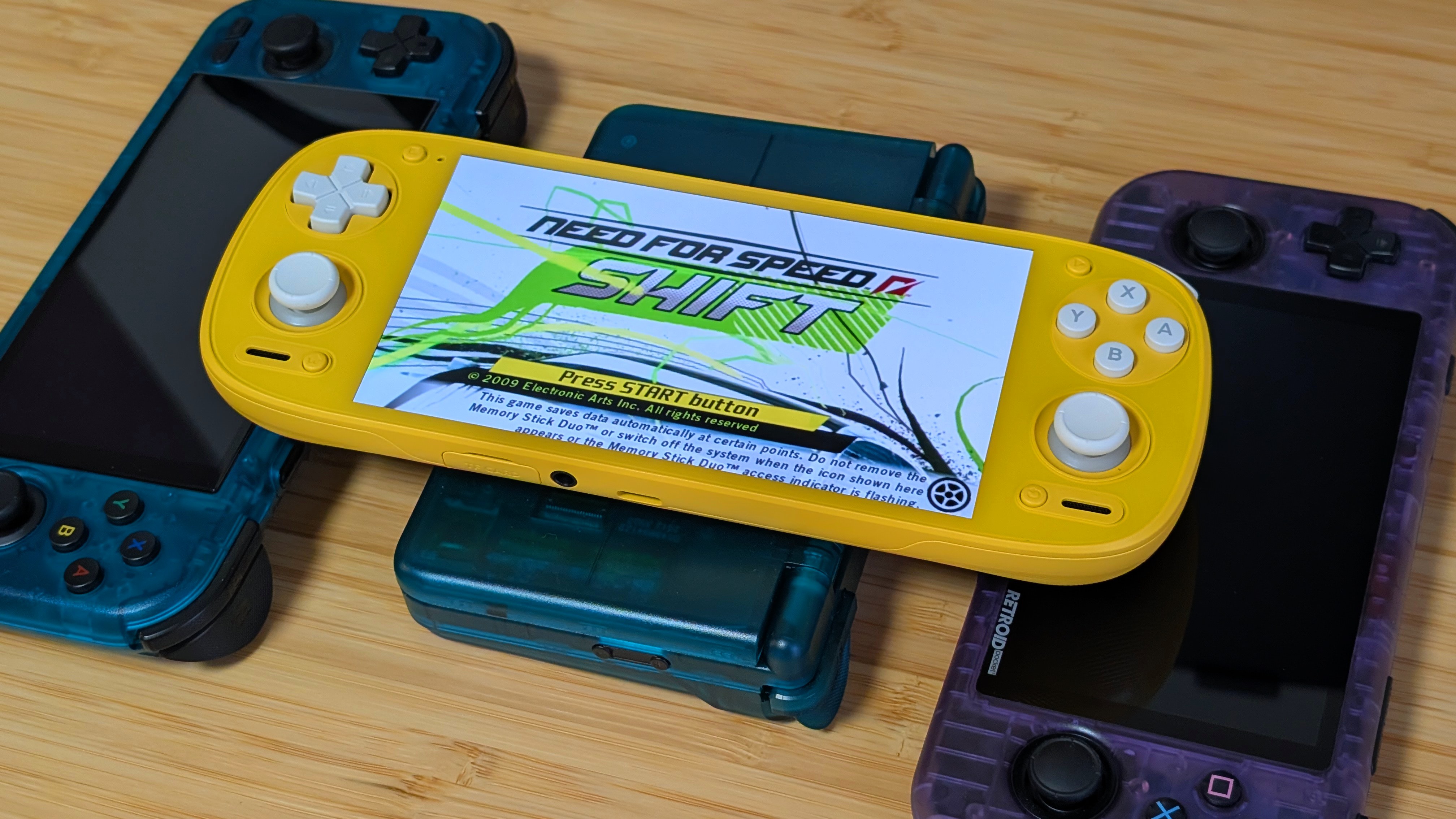 Retroid-G2-on-RP-34Flip2jpg | Retro Handhelds