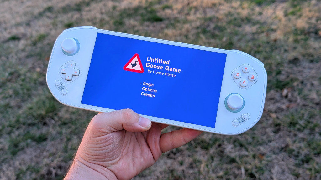 Untitled Goose Game on MANGMI Pocket Max