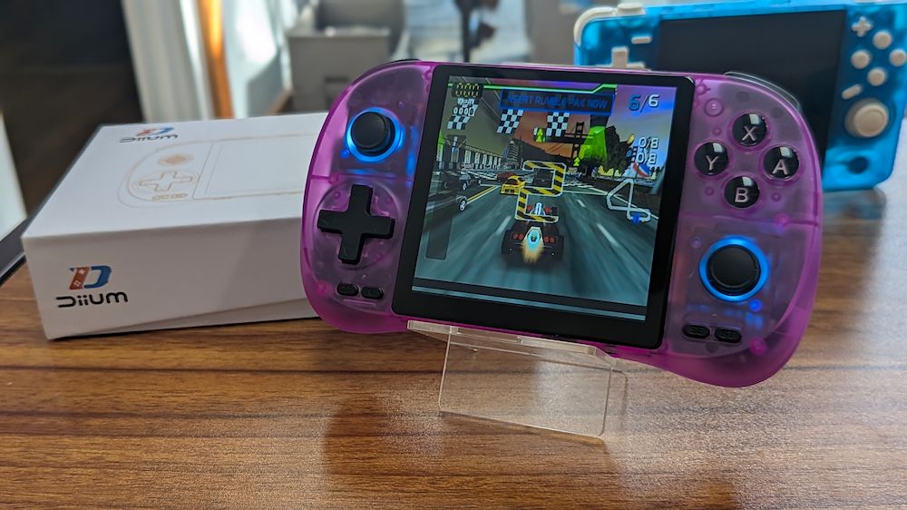 Diium_D40MAX_Rush2049 | Retro Handhelds Diium_D40MAX_Rush2049