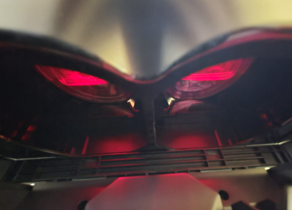 Inside of the Virtual Boy 1