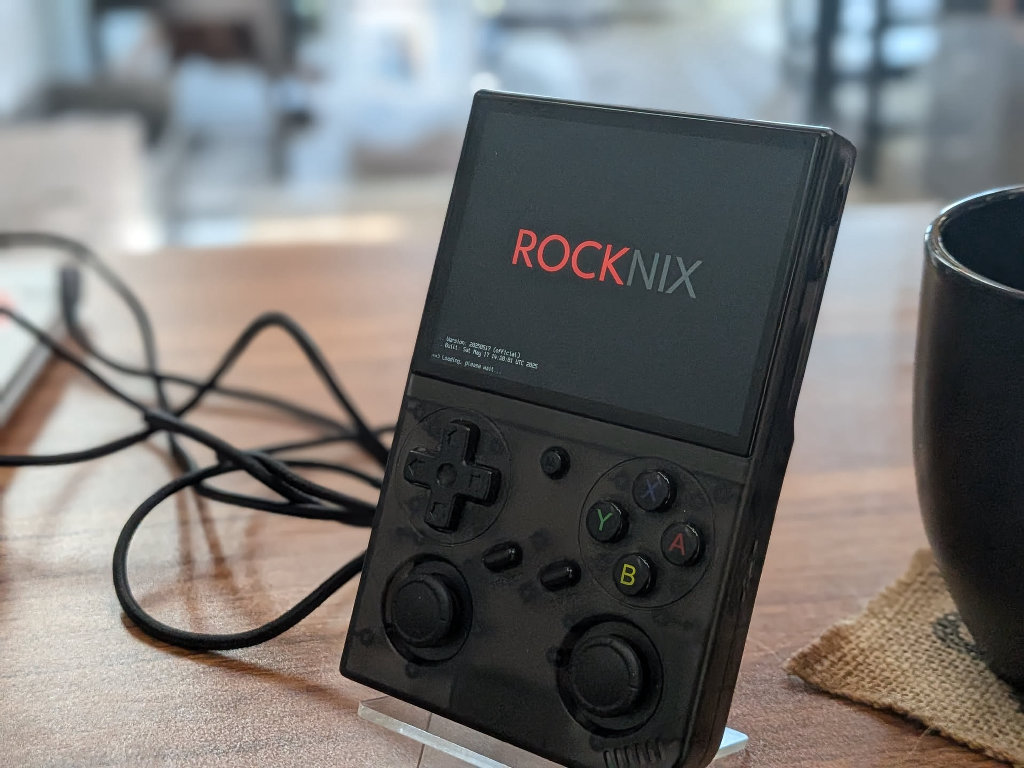 BatleXP_G350_Rocknix_Unpack_install