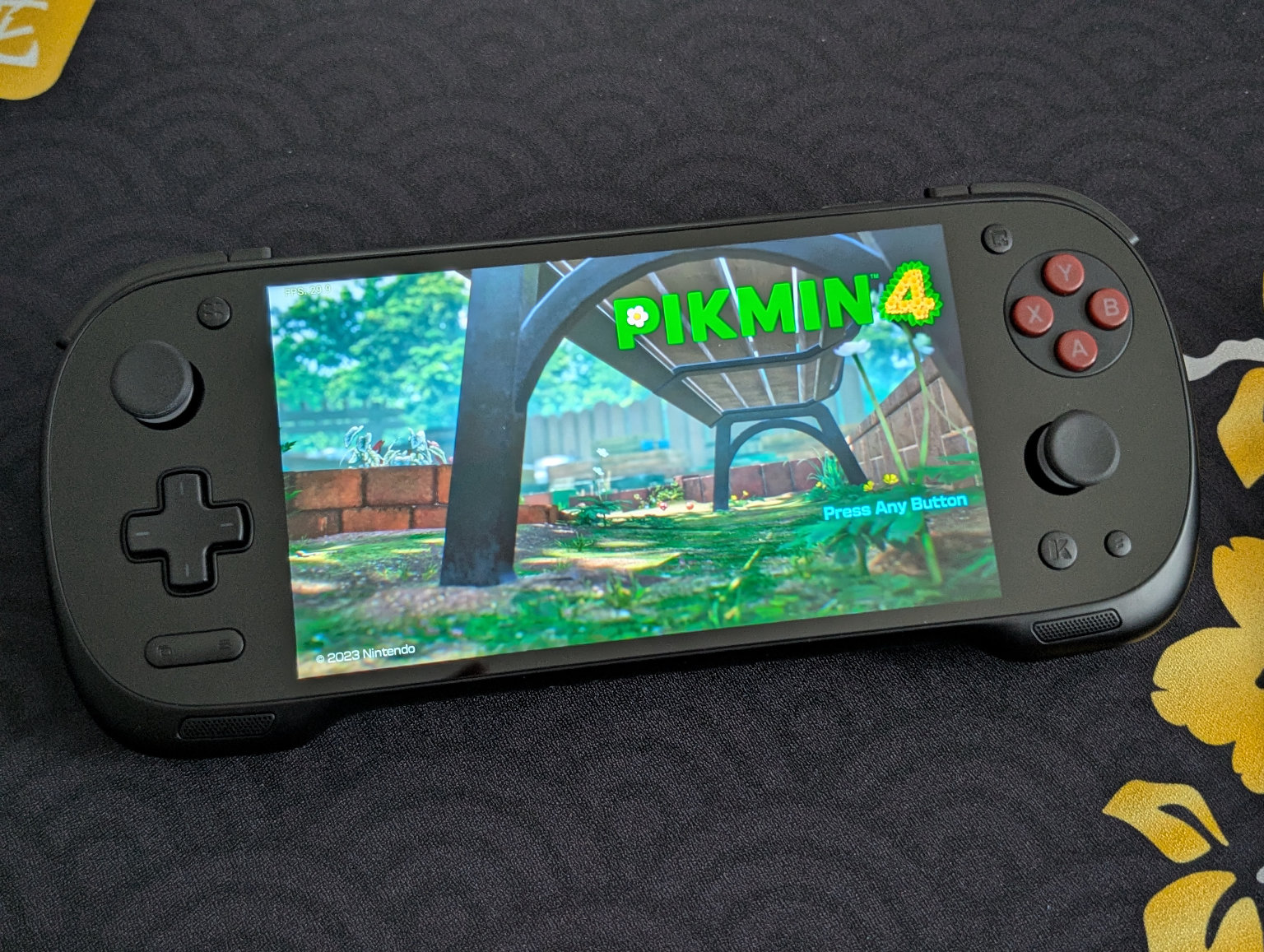 KONKR Pocket Fit Feature