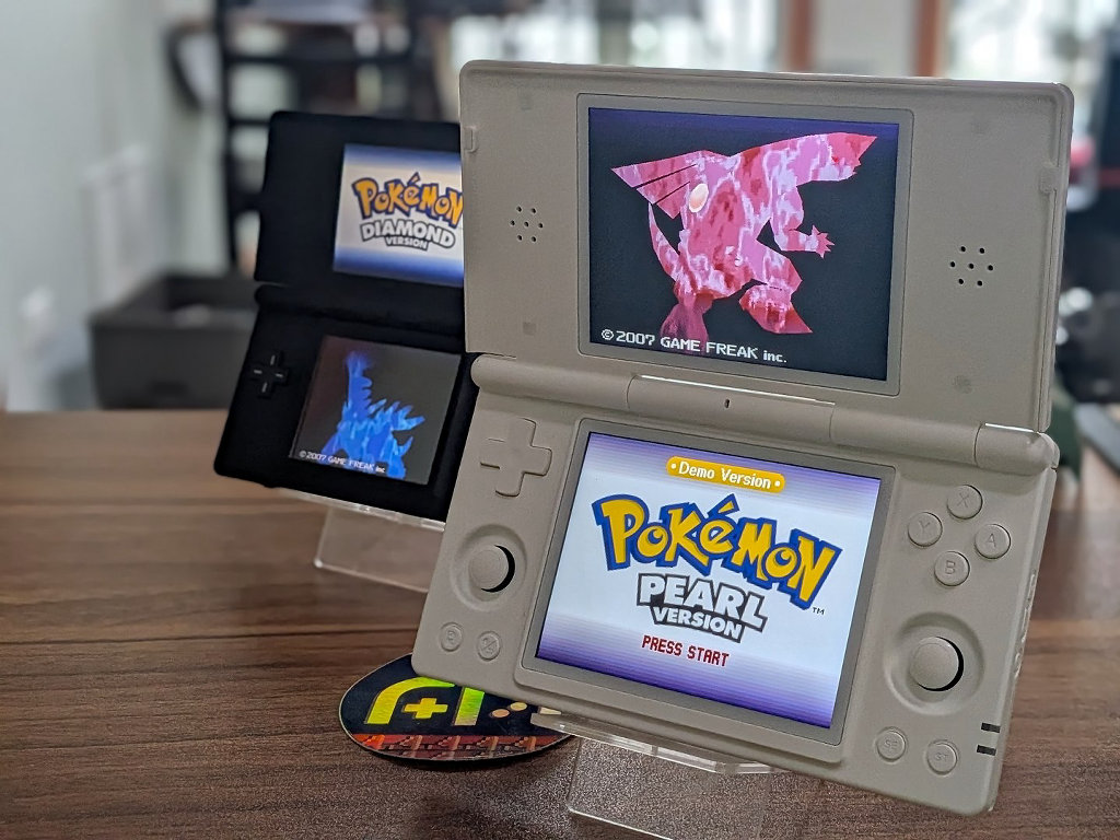 Anbernic_RG_DS_Pokemon_Pearl_Black_DSL