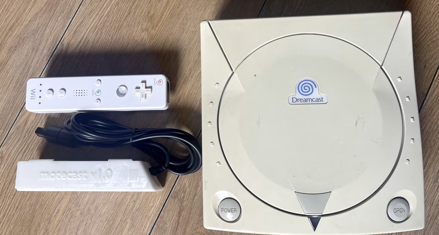 New DIY Adapter Connects a Wii Remote to the Dreamcast via Bluetooth