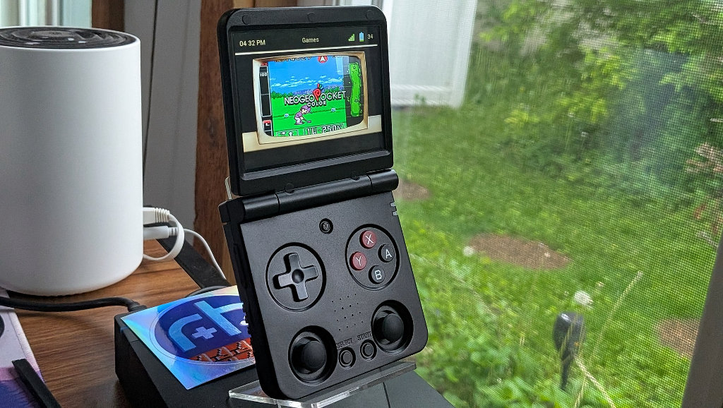 Miyoo_Flip_V2_NGPC_Menu