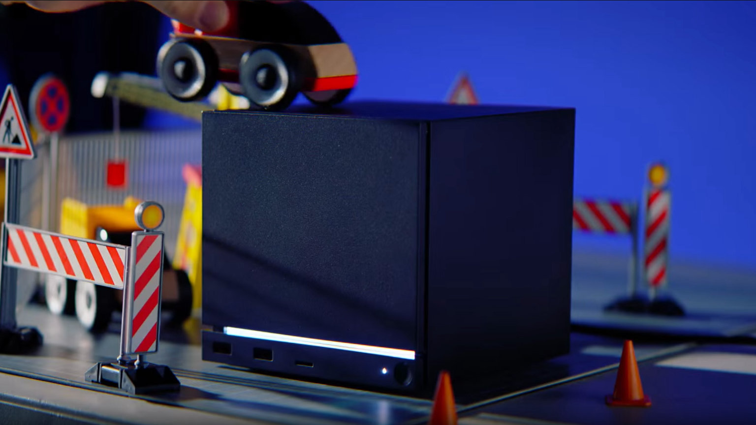 Steam Machine Promo Lifestyle on Desk | Retro Handhelds Steam Machine Promo Lifestyle on Desk