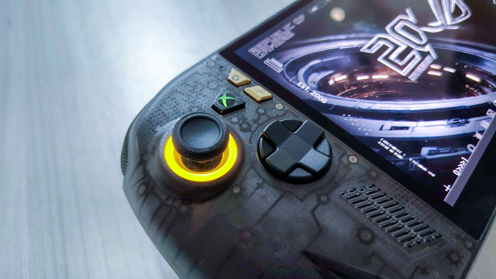 ASUS ROG Xbox Ally X20 - Close-up