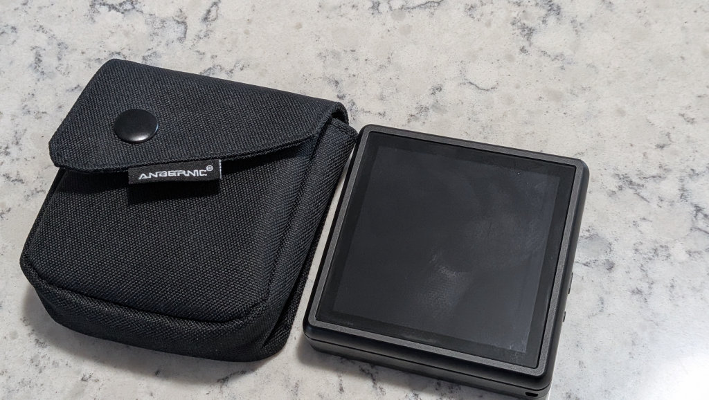 Anbernic_RG_Rotate_W_Fanny_Packjpg | Retro Handhelds Anbernic_RG_Rotate_W_Fanny_Packjpg