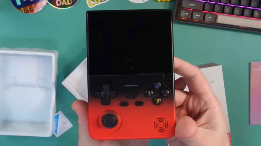 Lenovo G02 - Stubbs Unboxing - 2 | Retro Handhelds Lenovo G02 - Stubbs Unboxing - 2