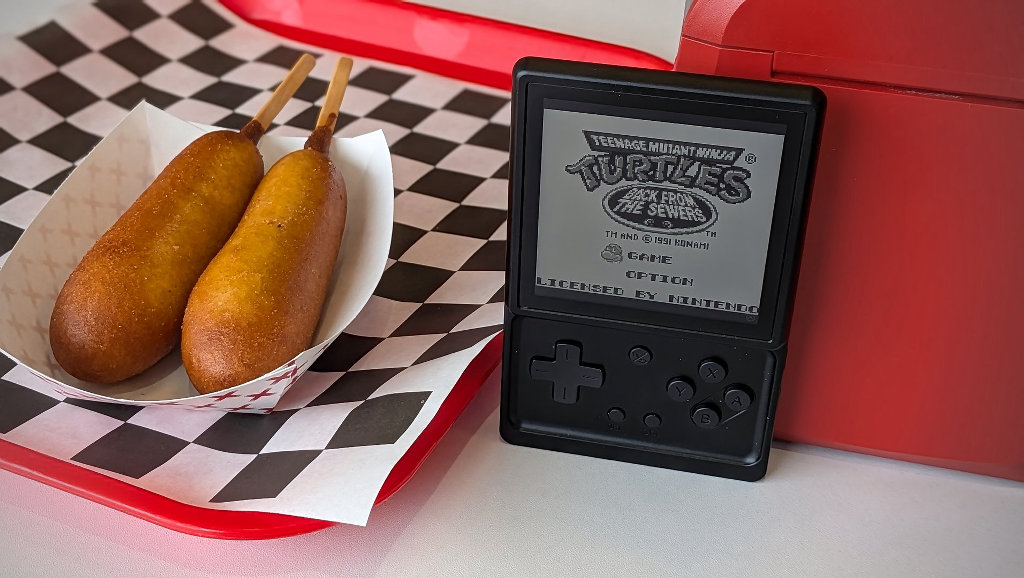 Anbernic_RG_Rotate_TMNT_Corndog | Retro Handhelds Anbernic_RG_Rotate_TMNT_Corndog