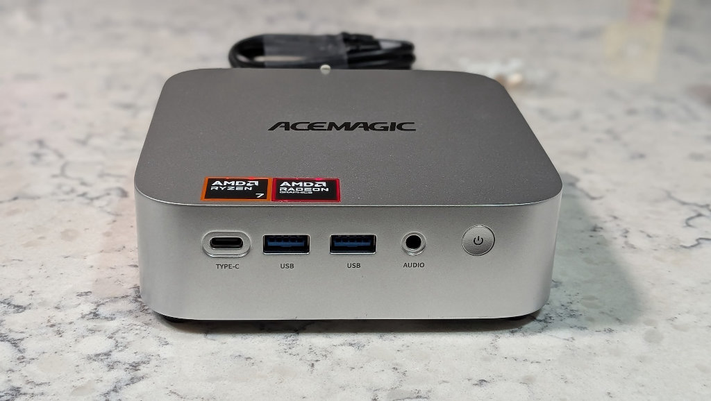 AceMagic_Warlord_W1_Close_Front | Retro Handhelds AceMagic_Warlord_W1_Close_Front