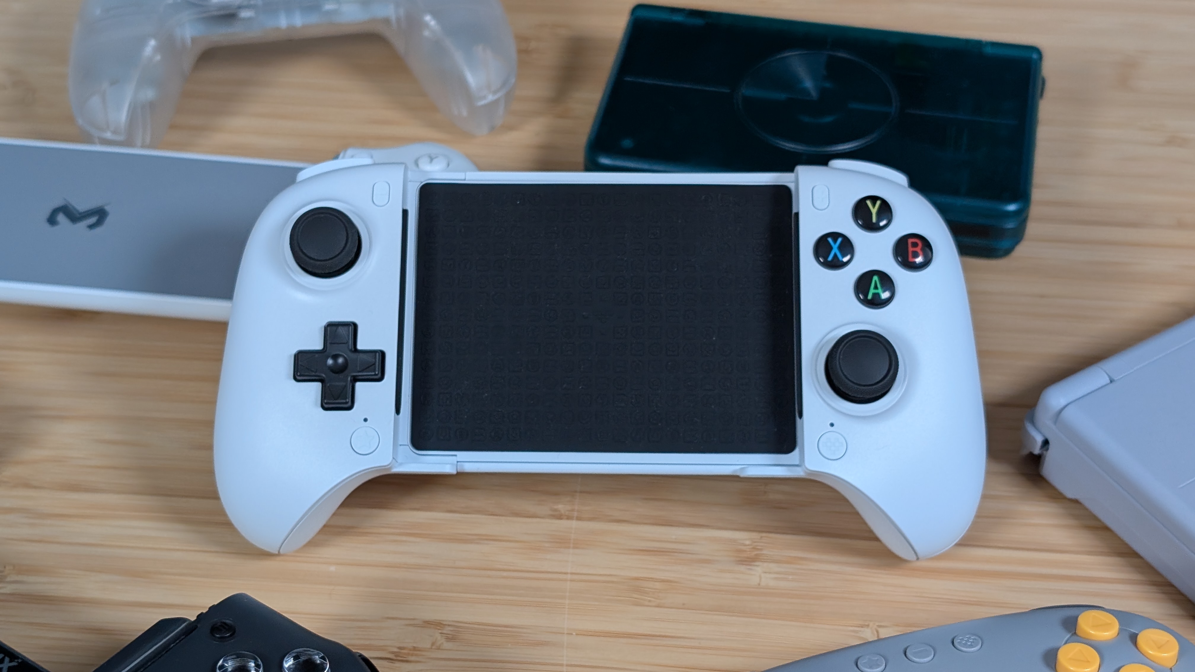 0Q5ZftlE 8BitDo Ultimate Telescopic Front Shot | Retro Handhelds 0Q5ZftlE 8BitDo Ultimate Telescopic Front Shot