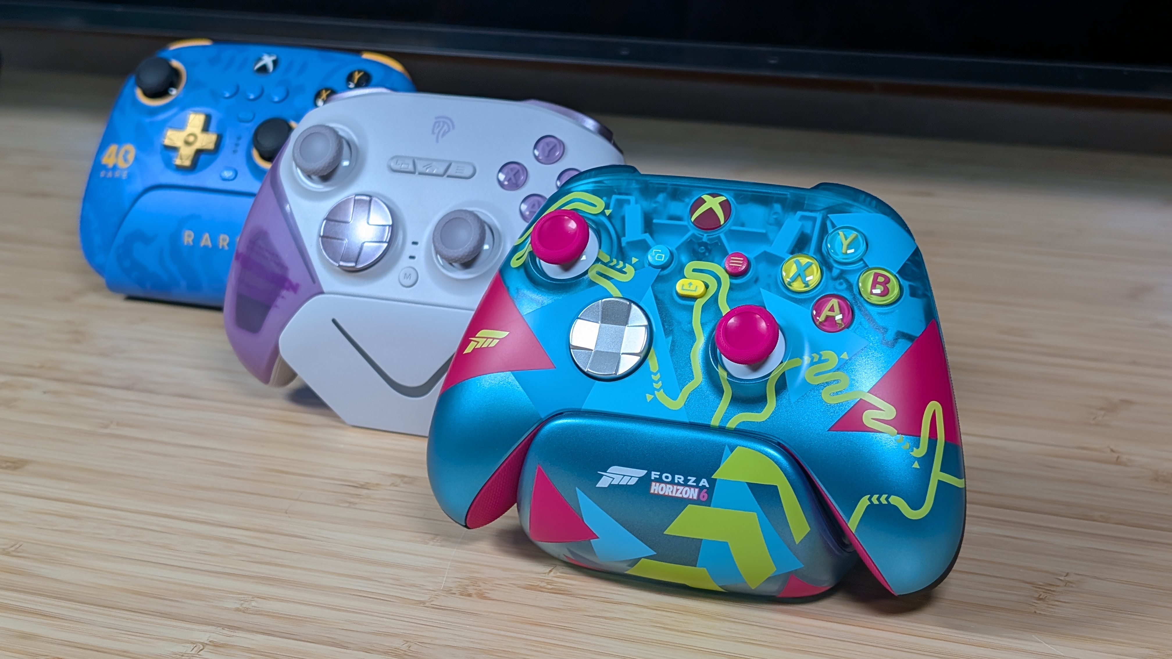 FH6 Xbox Series Controller Dock | Retro Handhelds FH6 Xbox Series Controller Dock