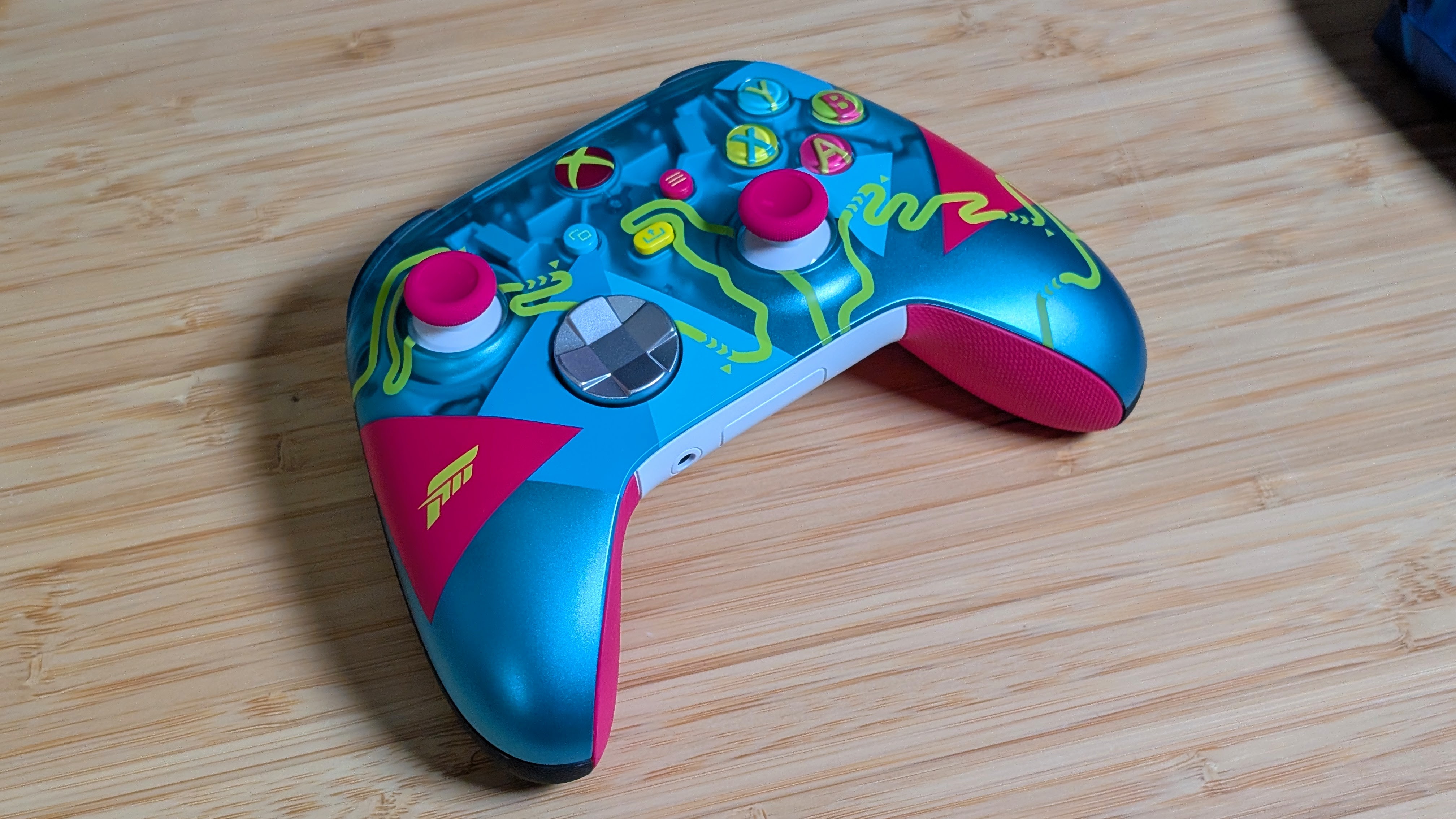 FH6 Xbox Series Controller | Retro Handhelds FH6 Xbox Series Controller