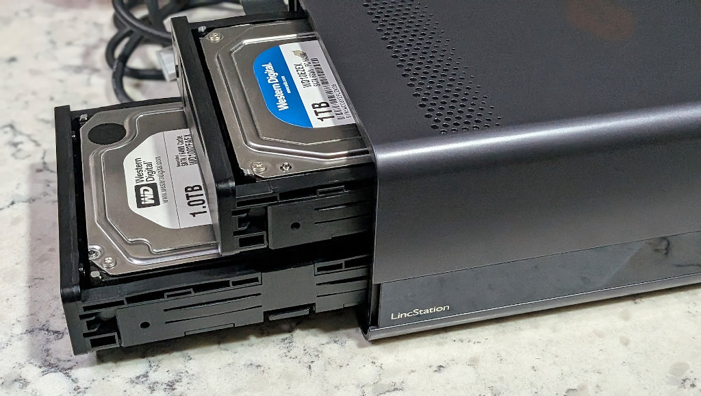Lincstation_E1_35_Drives