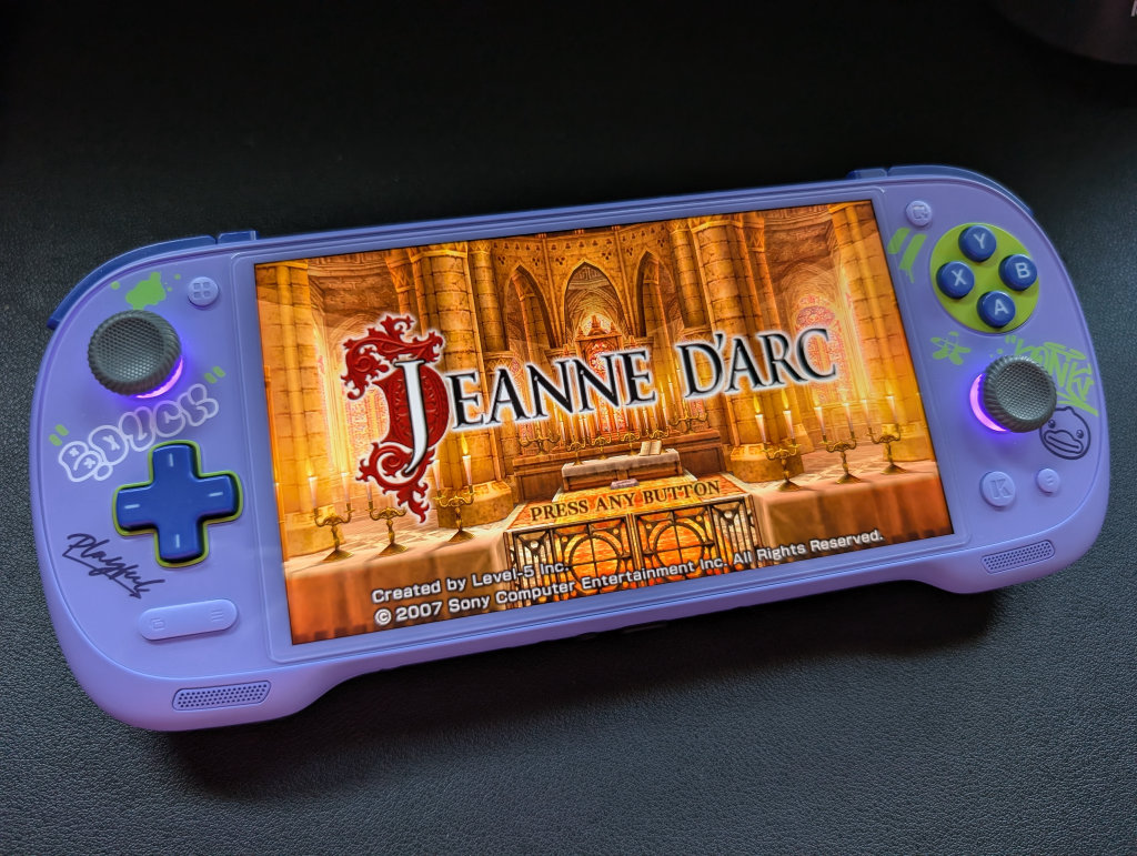 Jeanne d'Arc on Konkr Pocket Fit 8 Elite B. Duck